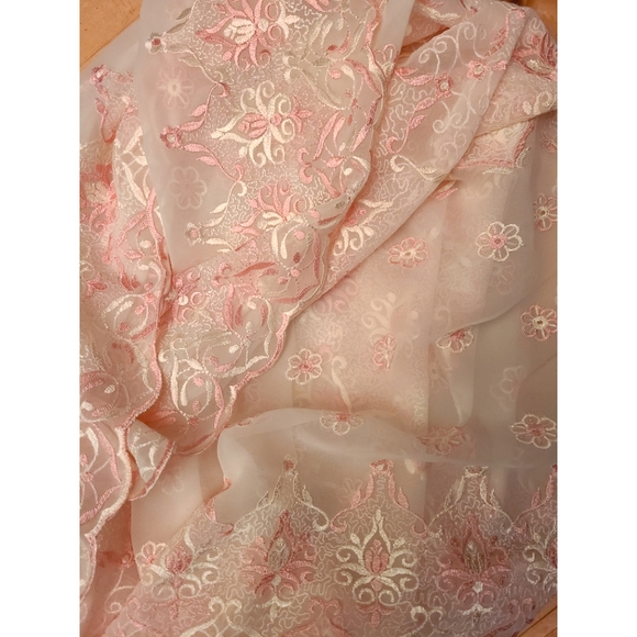 The Charlotte Evening Shawl Embroidered Lace Scarf Wrap Pink White Large Long - Picture 14 of 14